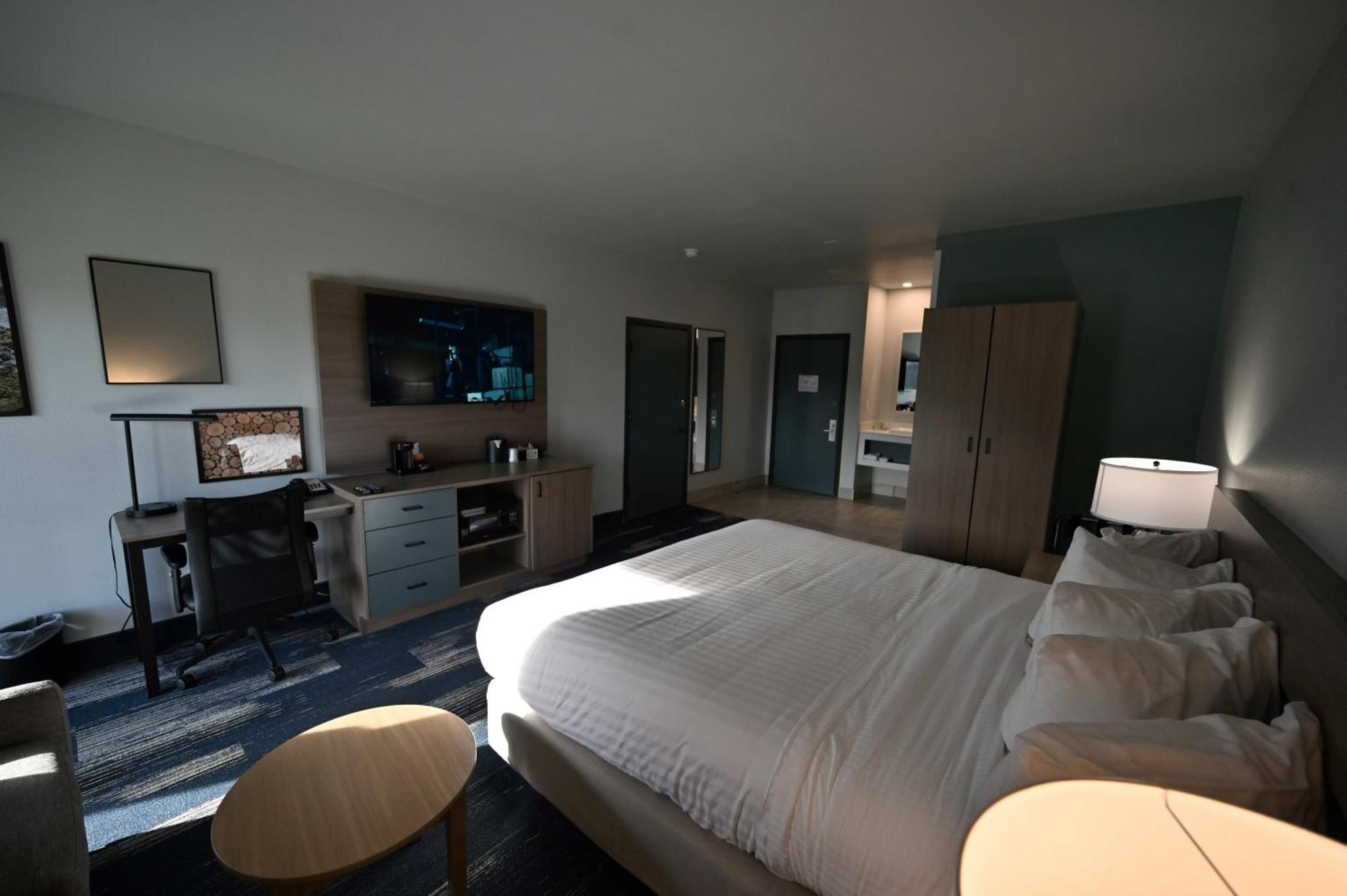 Edgewater Inn And Suites, Ascend Hotel Collection คูสเบย์ ภายนอก รูปภาพ