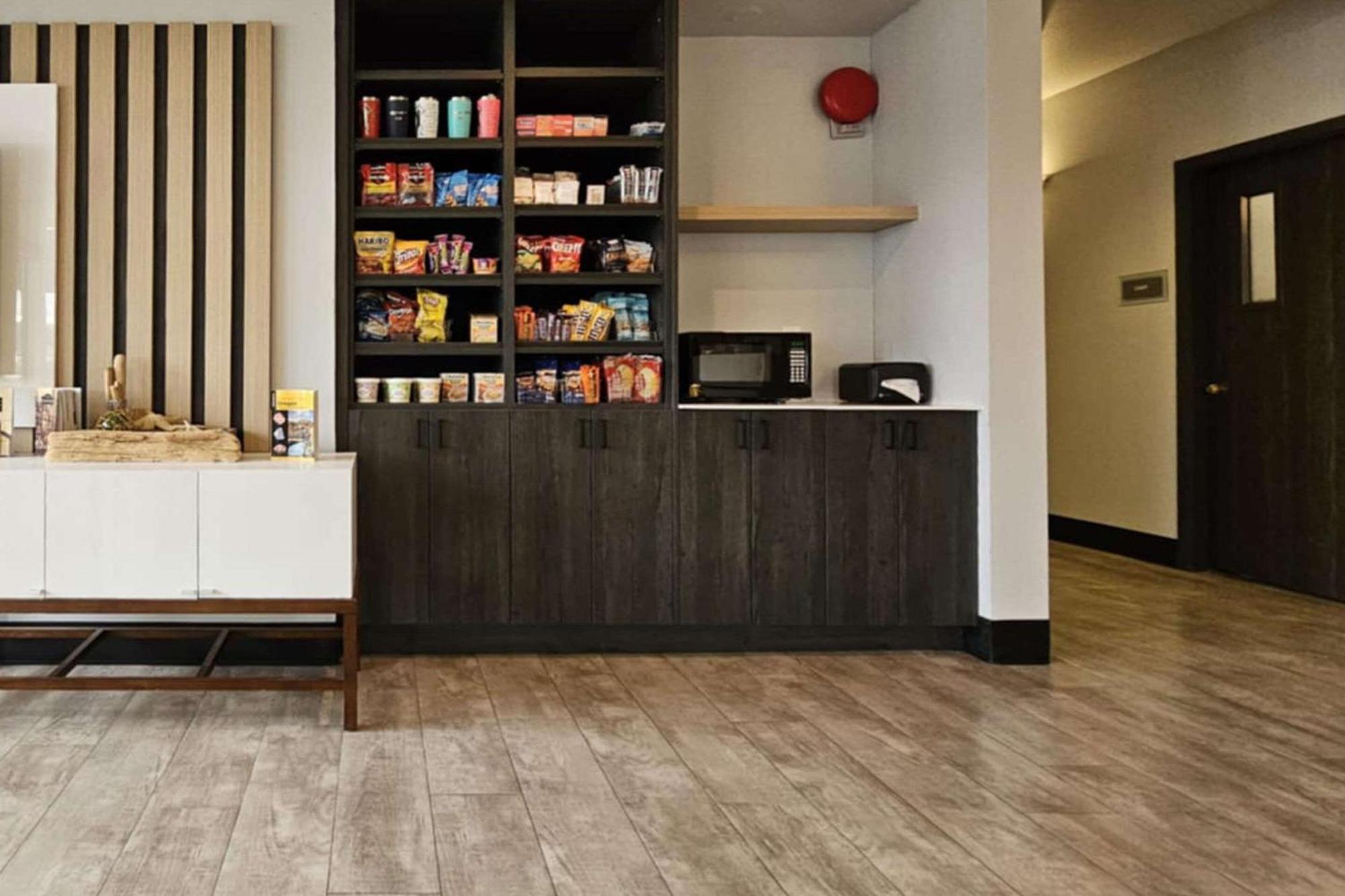 Edgewater Inn And Suites, Ascend Hotel Collection คูสเบย์ ภายนอก รูปภาพ