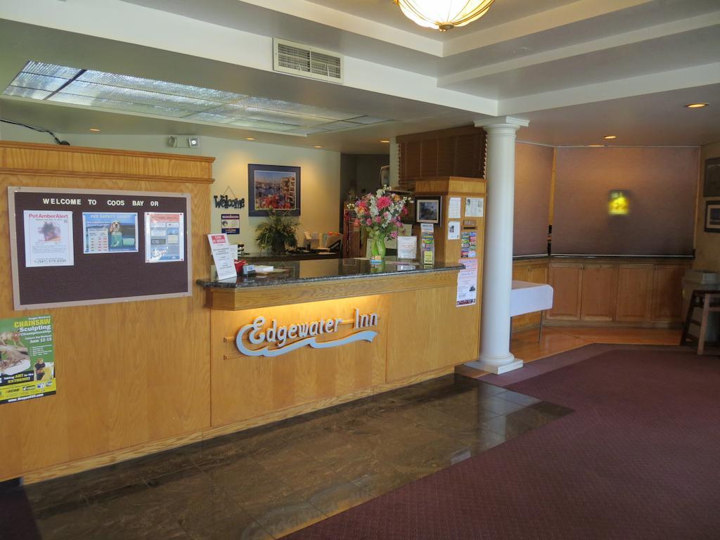 Edgewater Inn And Suites, Ascend Hotel Collection คูสเบย์ ภายนอก รูปภาพ